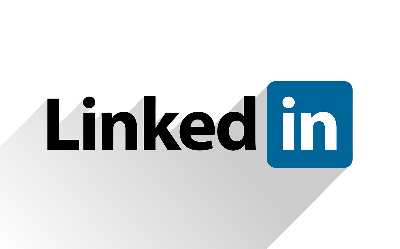 9 Basic Tips to Stand Out and Have More Visibility on LinkedIn